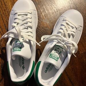 Stan Smith Series Adidas White and Green Athletic Shoes *BRAND NEW Never worn**